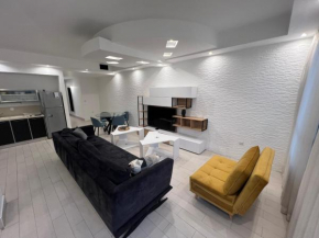 2Bedroom Suite with Balcony and shelter1